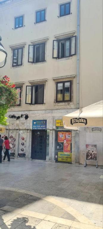 Apartman Julija 1 リエカ エクステリア 写真