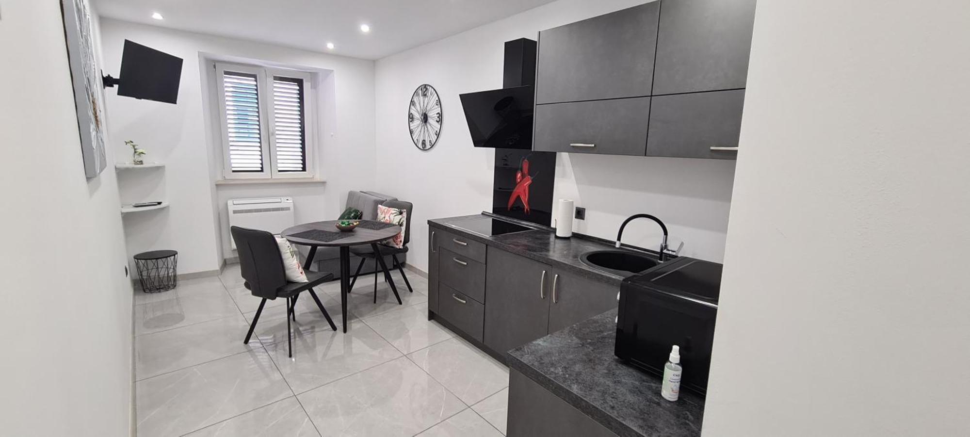Apartman Julija 1 リエカ エクステリア 写真