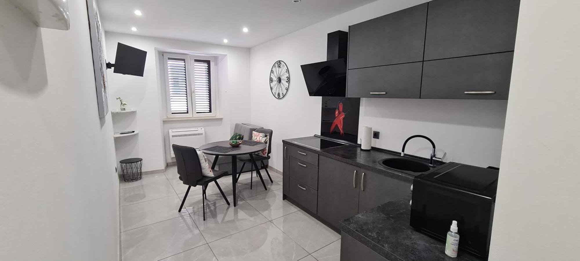 Apartman Julija 1 リエカ エクステリア 写真
