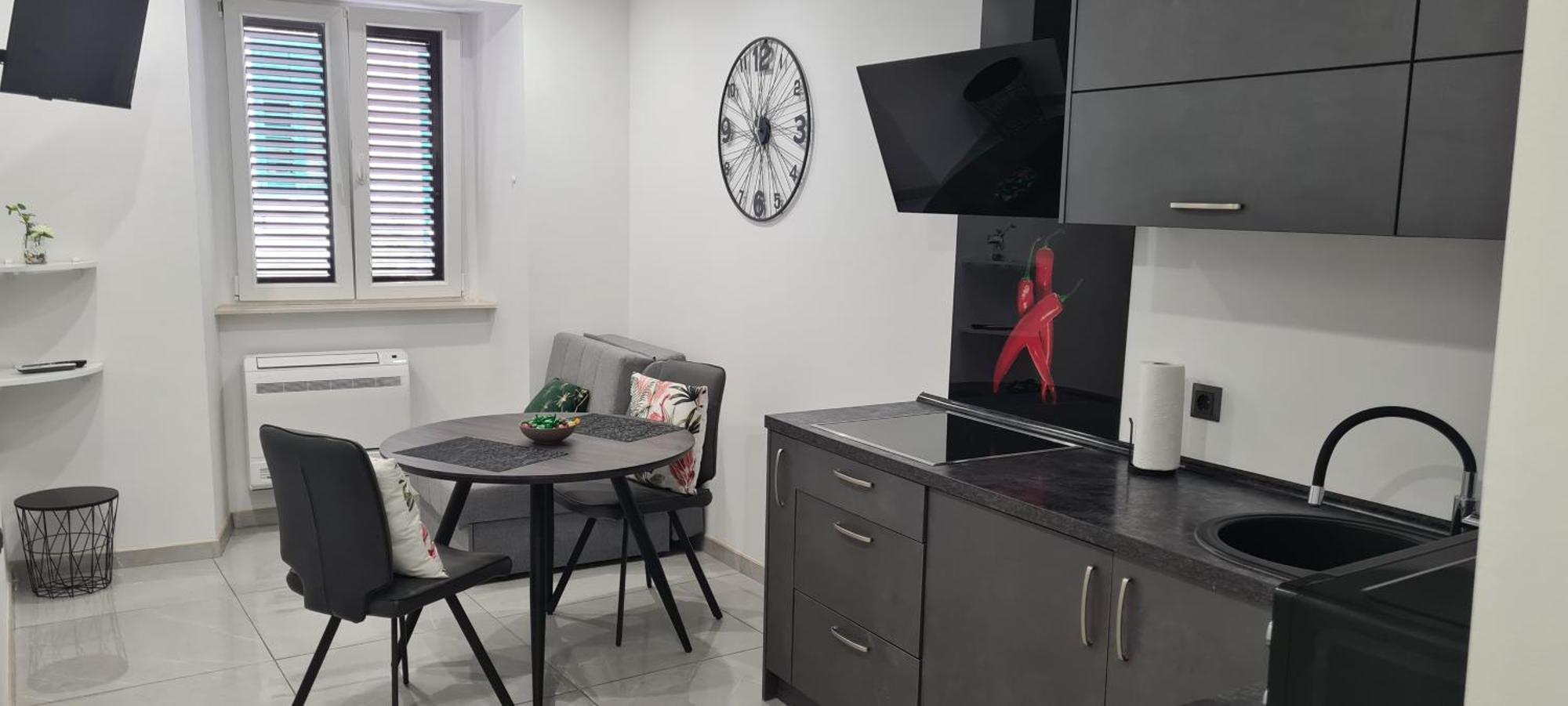 Apartman Julija 1 リエカ エクステリア 写真